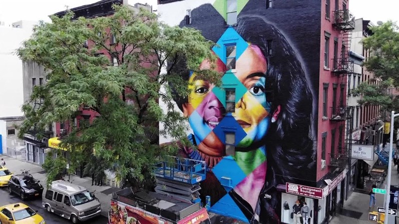 Eduardo Kobra pinta Michael Jackson em prédio de Nova York - Difusora 97.1